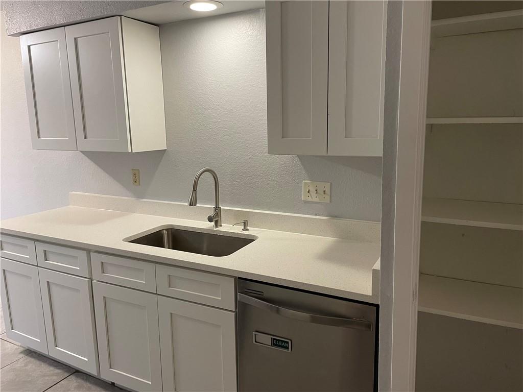 8303 Gallatin Dr, Austin, TX 78736