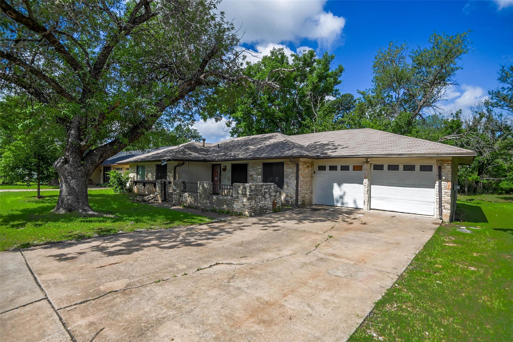 4614 Bundyhill Dr, Austin, TX 78723