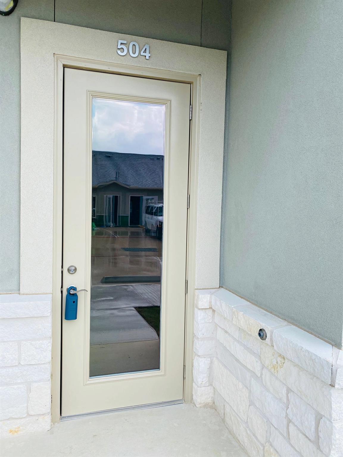 10824 E Crystal Falls Pkwy # 504, Leander, TX 78641
