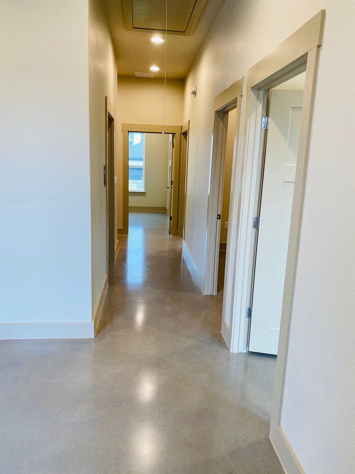 10824 E Crystal Falls Pkwy # 504, Leander, TX 78641