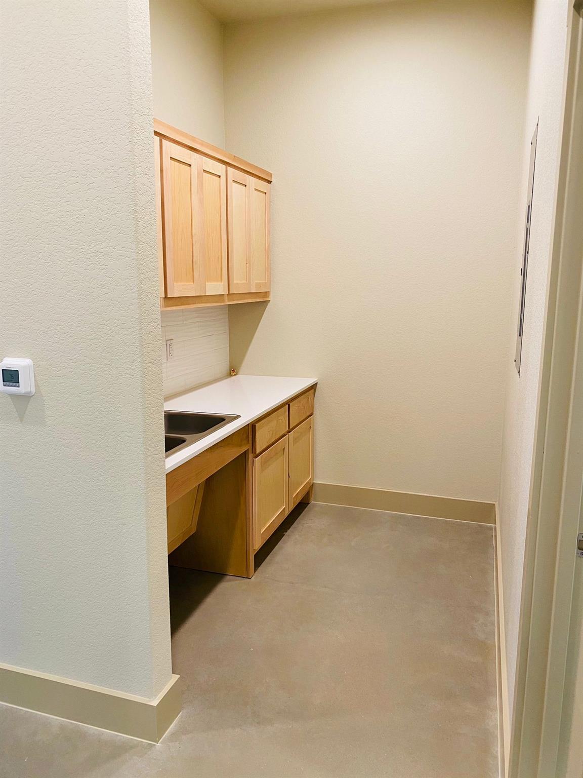 10824 E Crystal Falls Pkwy # 504, Leander, TX 78641