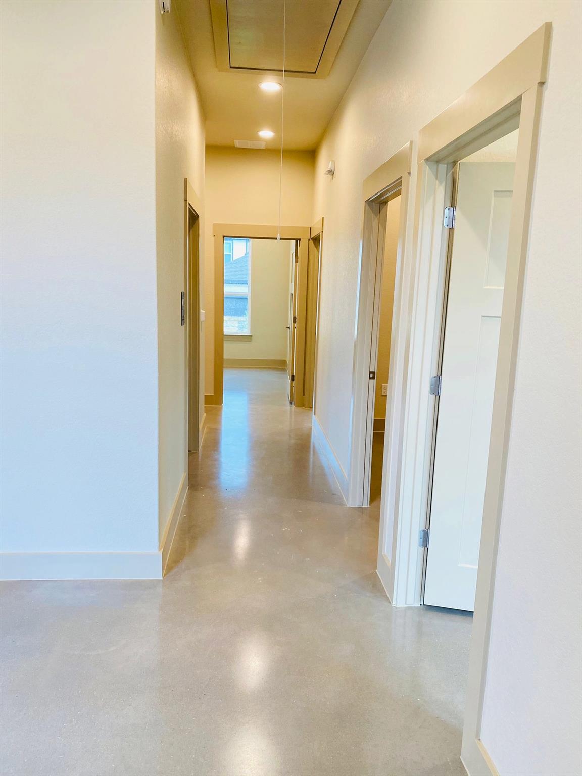 10824 E Crystal Falls Pkwy # 504, Leander, TX 78641