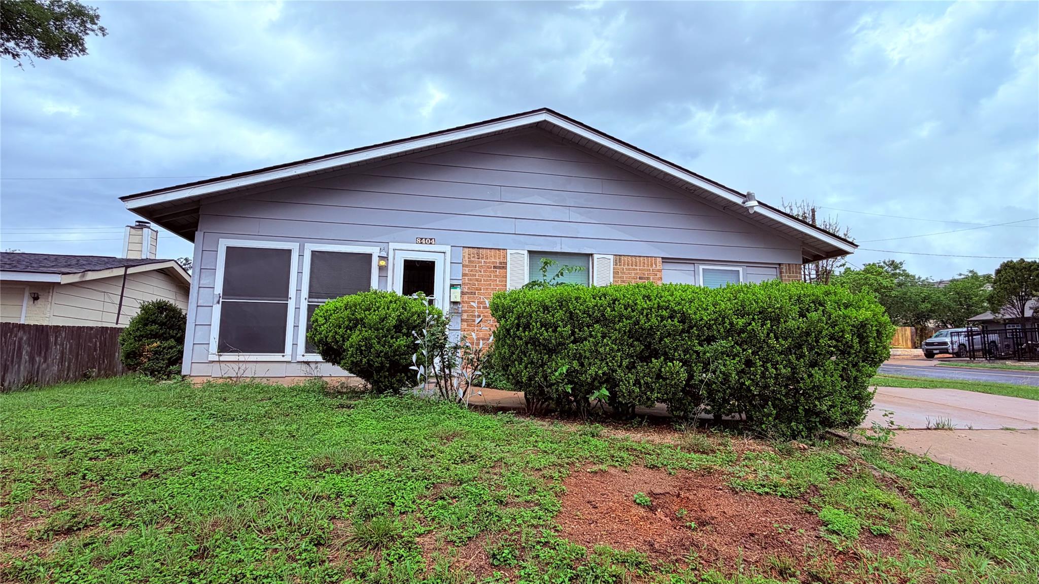 8404 Maine Dr, Austin, TX 78758