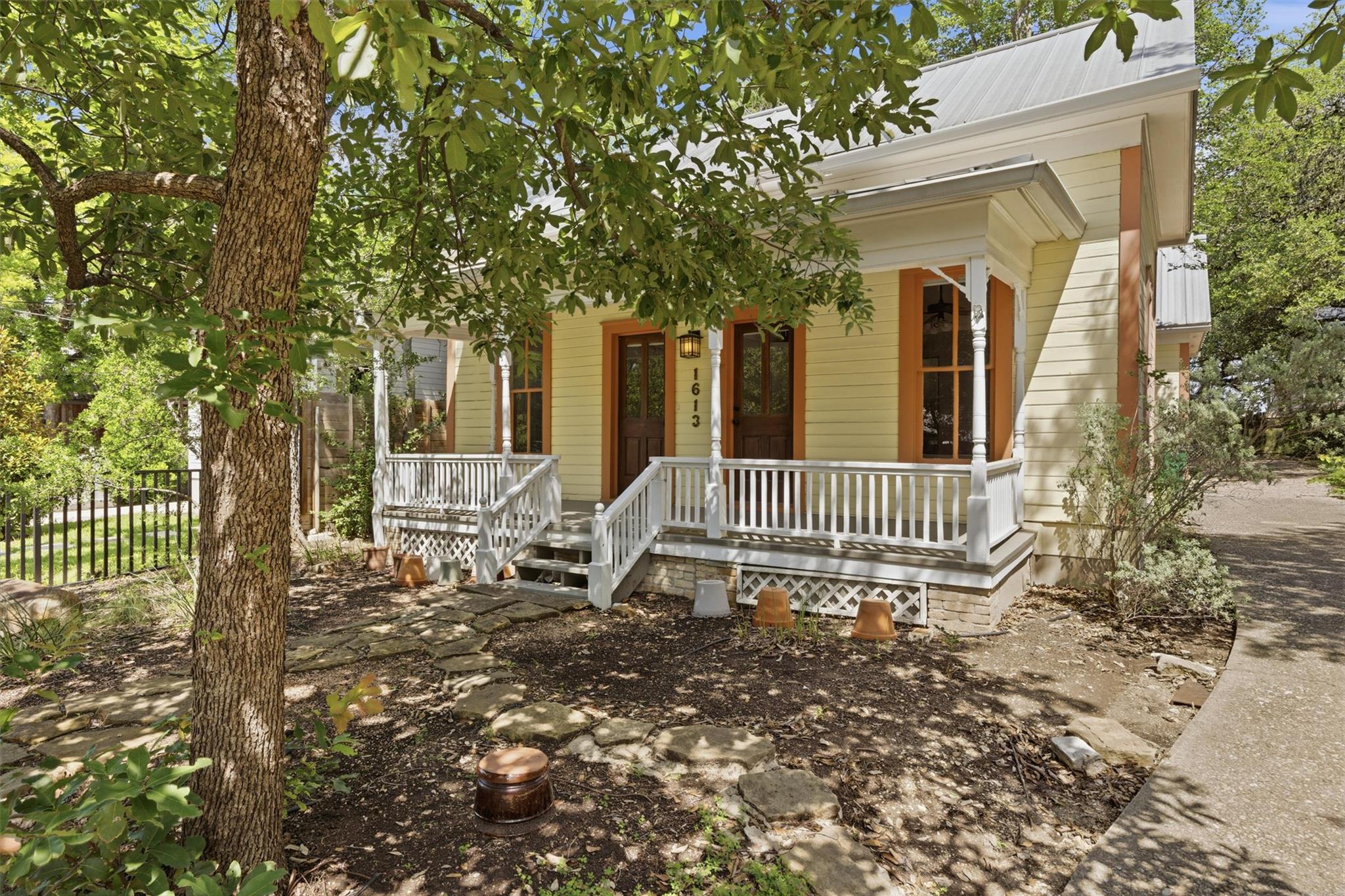 1613 Drake Ave, Austin, TX 78704