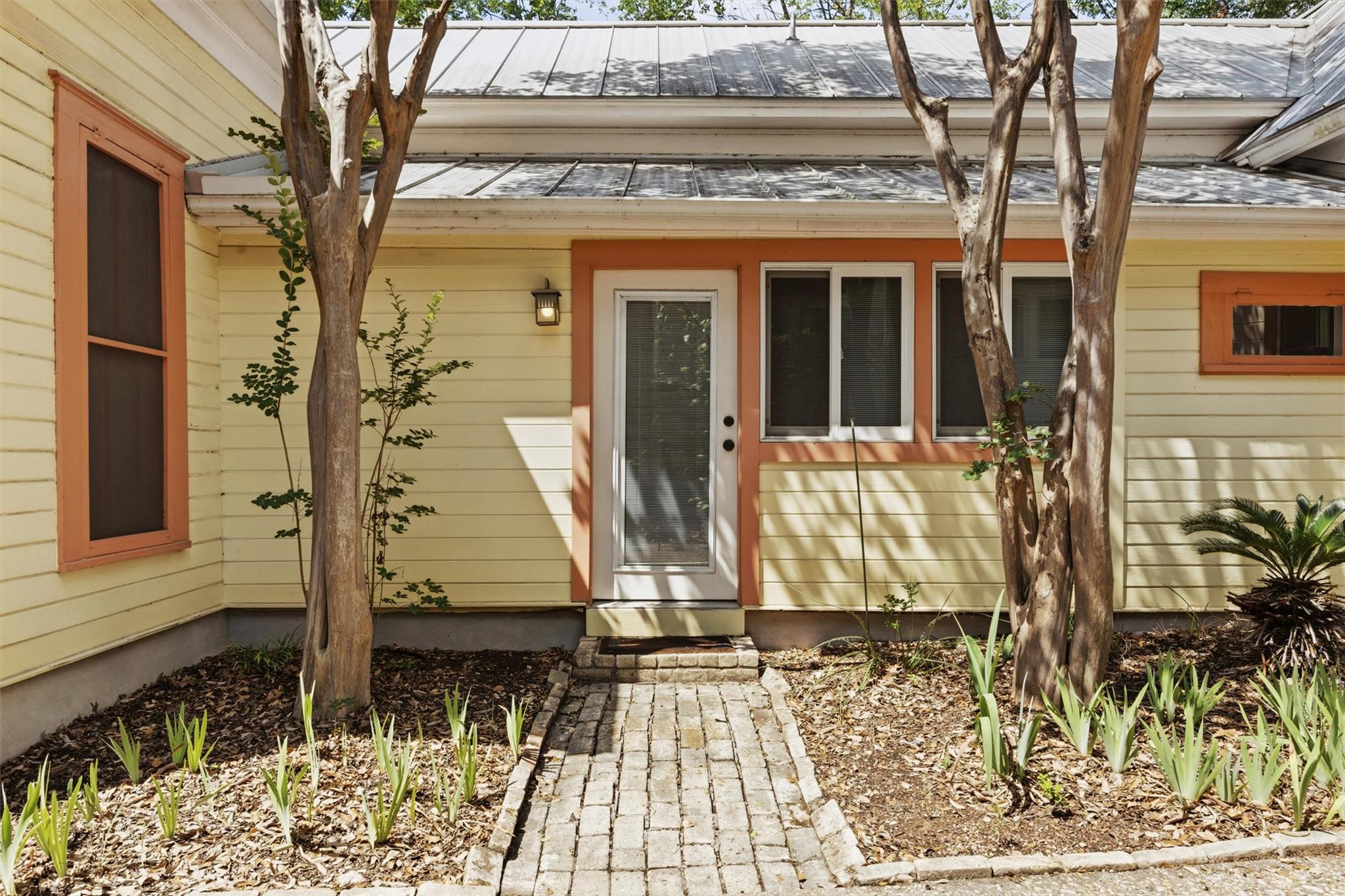 1613 Drake Ave, Austin, TX 78704