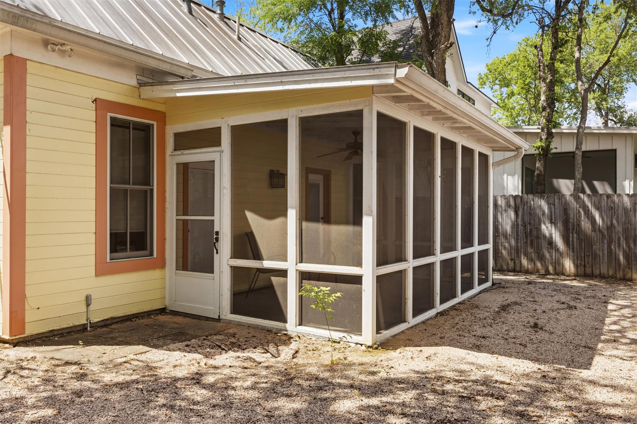1613 Drake Ave, Austin, TX 78704