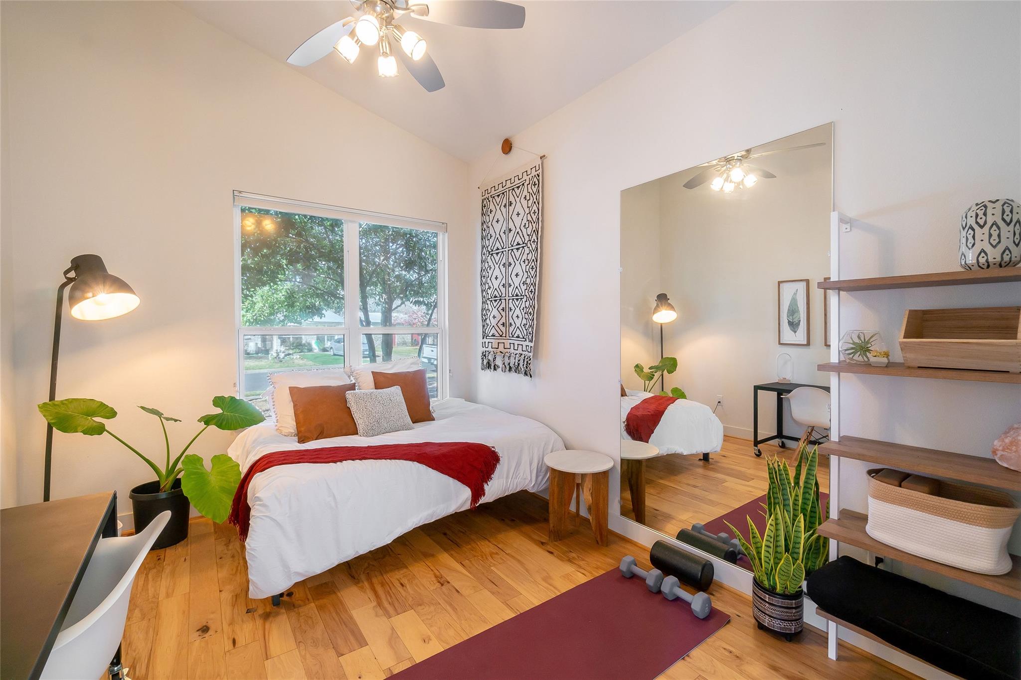 8307 Hathaway Dr, Austin, TX 78757