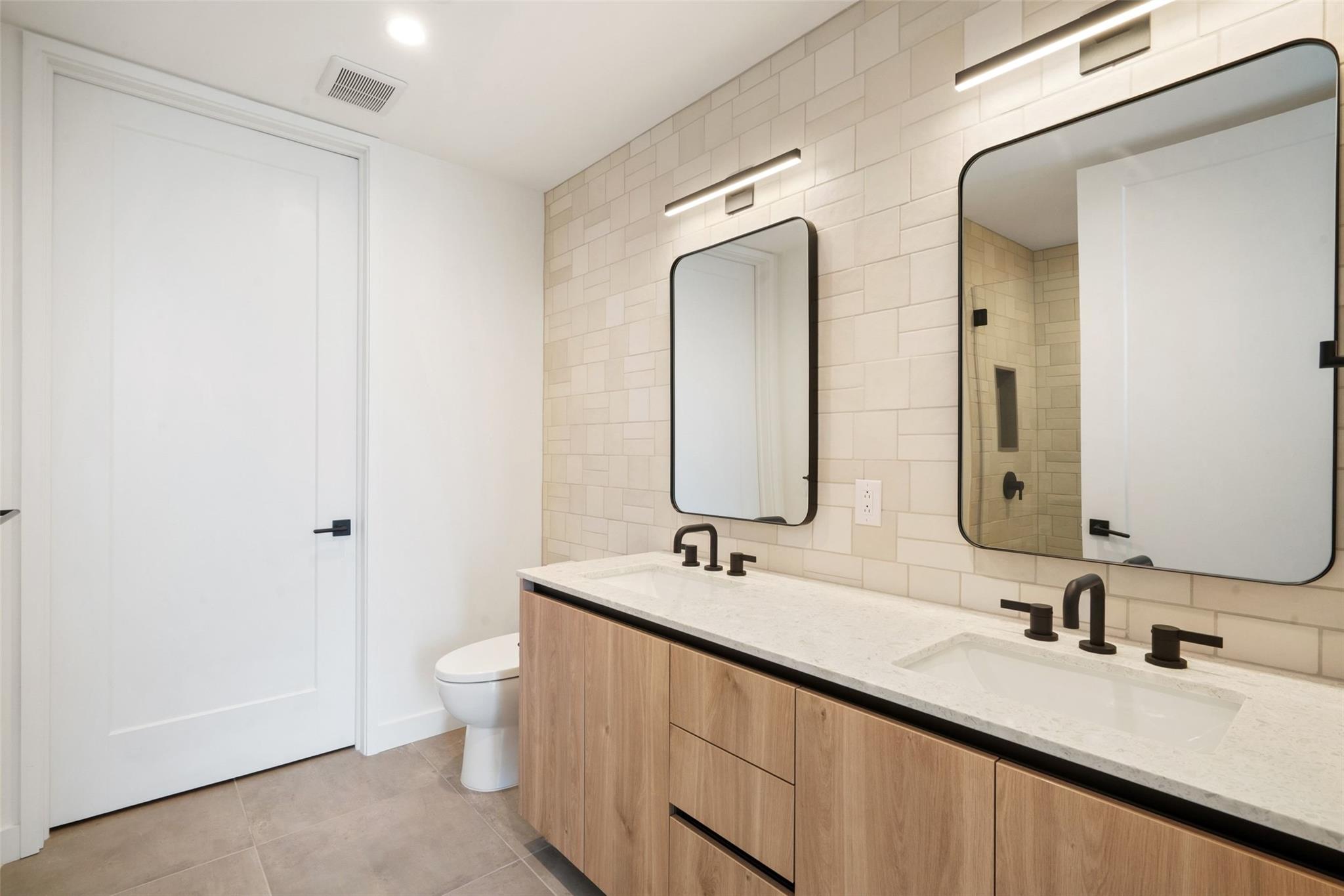84 East Ave # 1803, Austin, TX 78701