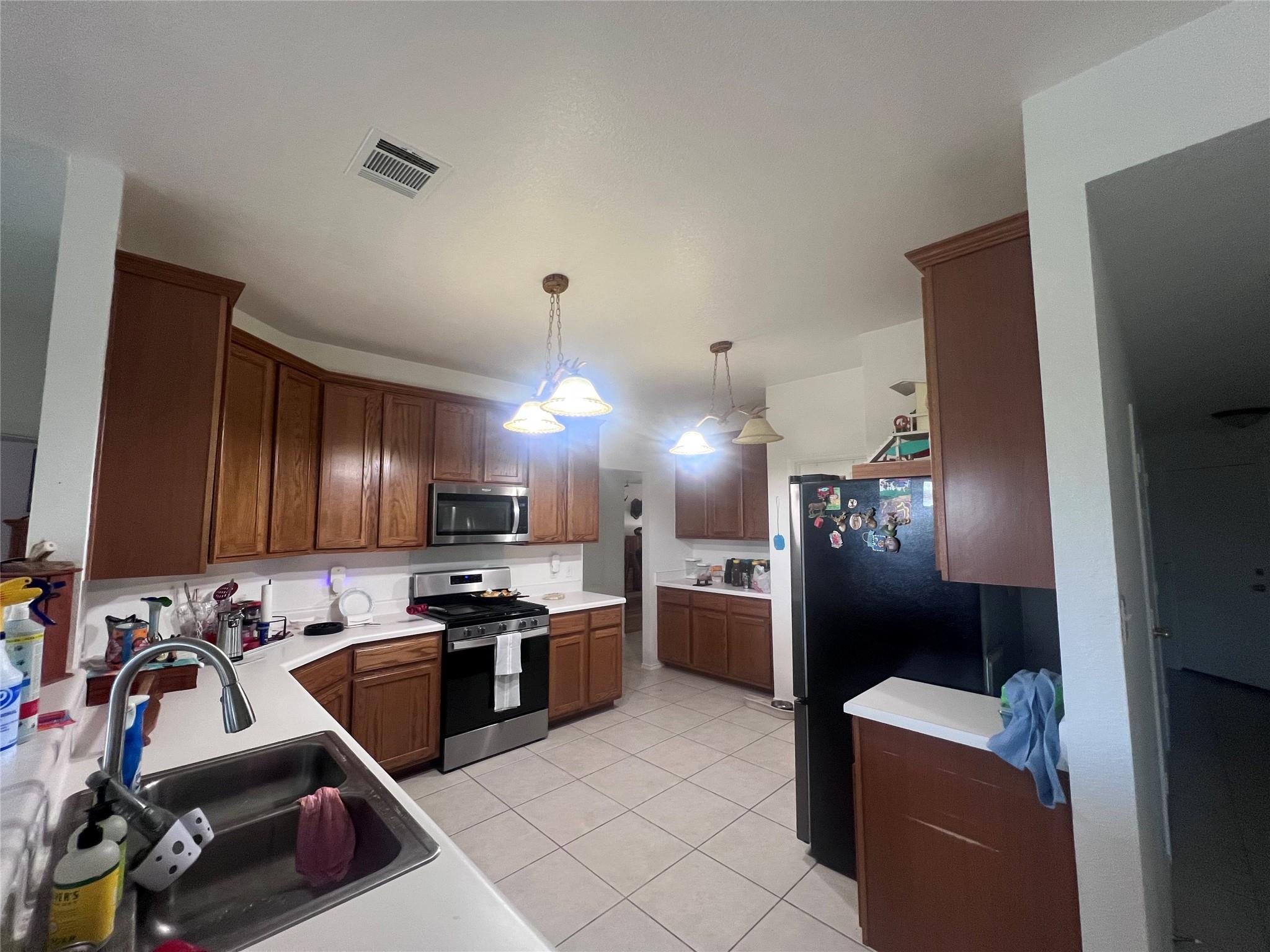 4113 Natural Bridge Ct SW, Round Rock, TX 78681
