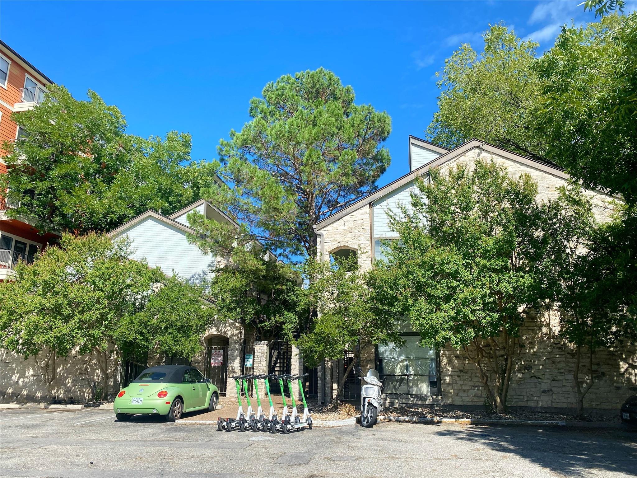 2815 Rio Grande St # 204, Austin, TX 78705