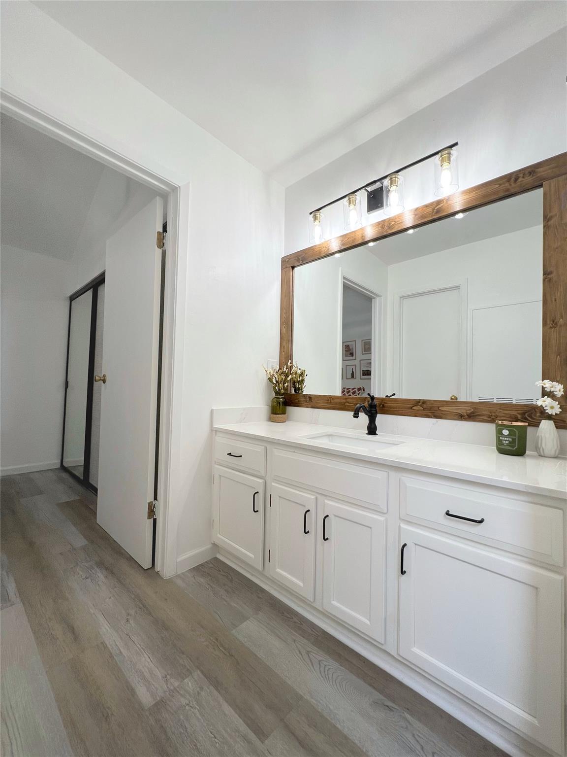 2815 Rio Grande St # 204, Austin, TX 78705