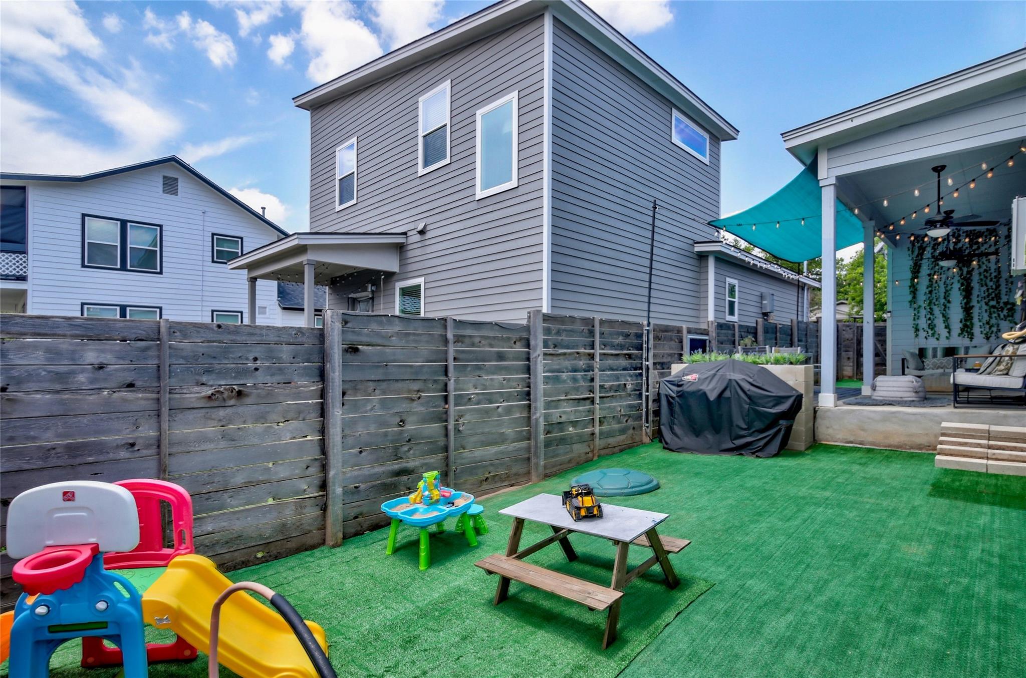 7607 Providence Ave # A, Austin, TX 78752