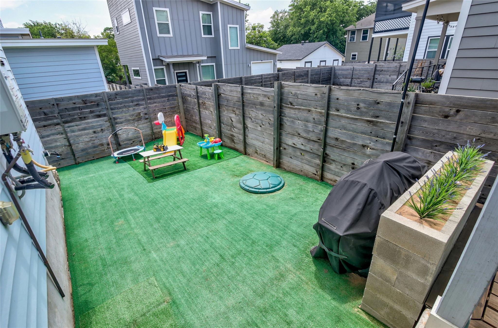 7607 Providence Ave # A, Austin, TX 78752