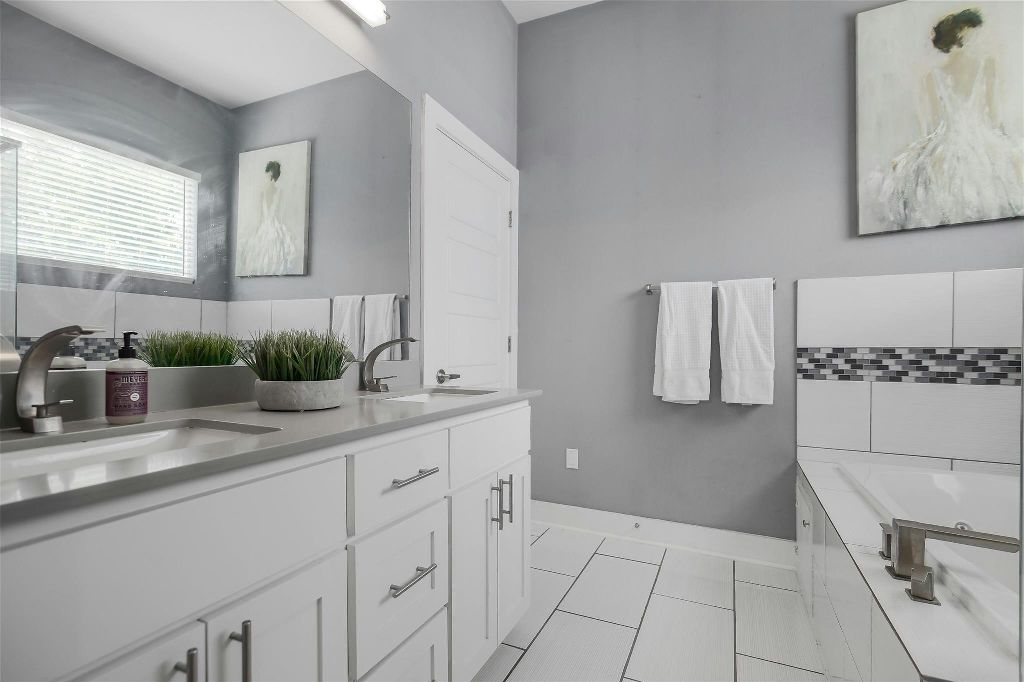 7607 Providence Ave # A, Austin, TX 78752