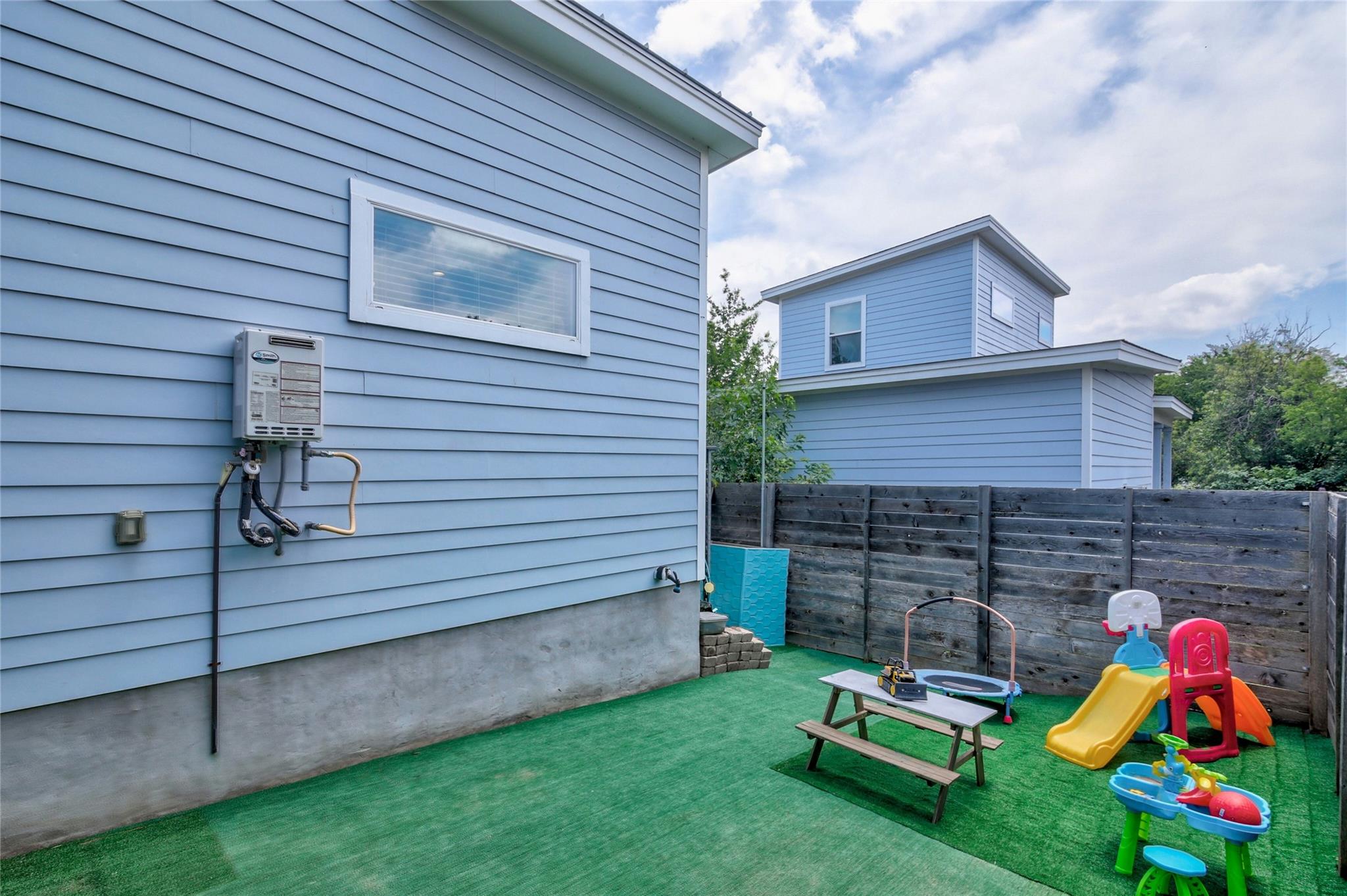 7607 Providence Ave # A, Austin, TX 78752