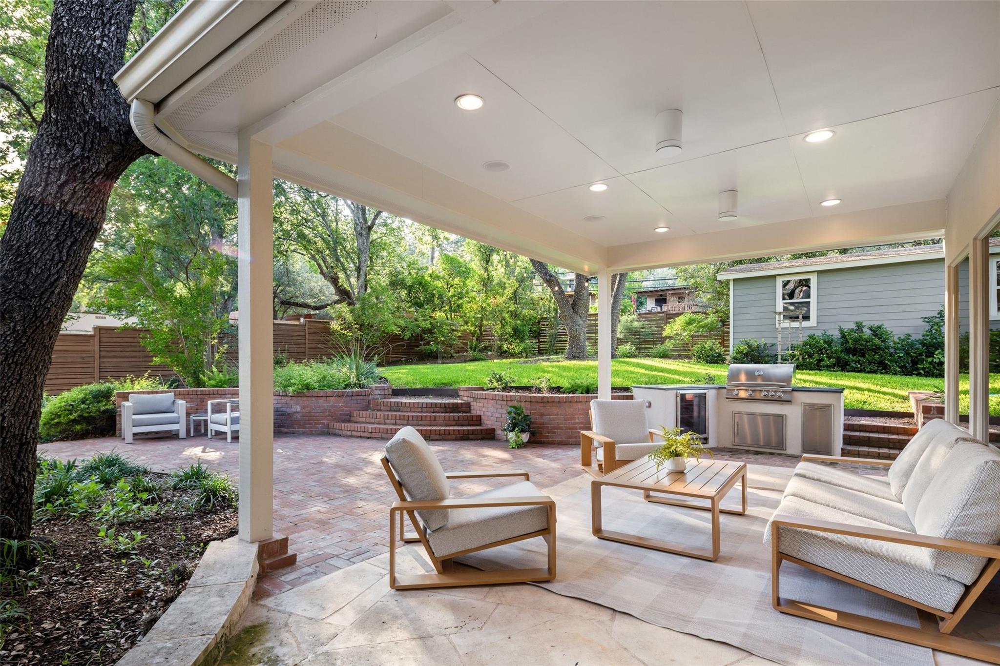 4906 Balcones Dr, Austin, TX 78731