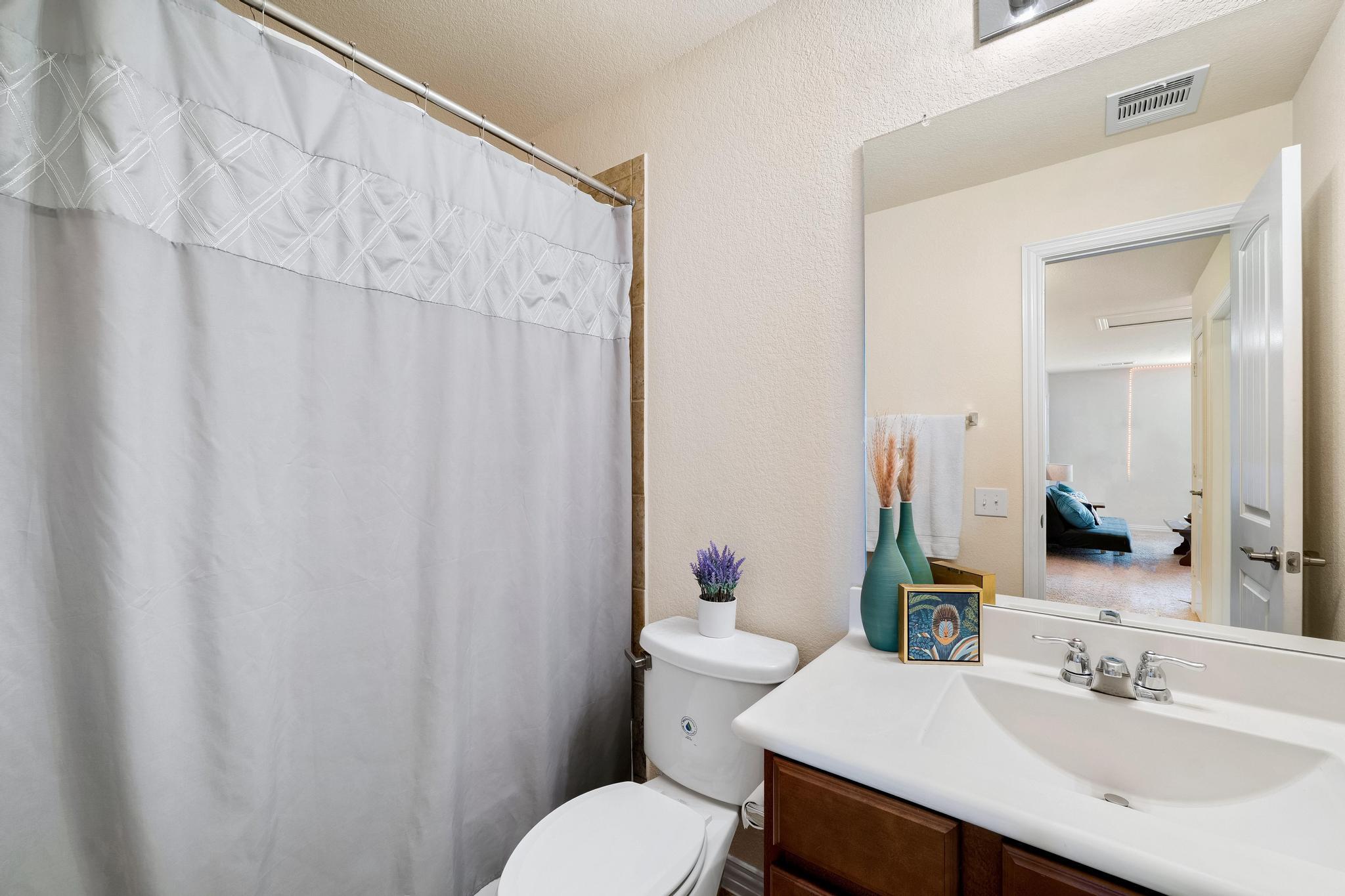 6905 Vail Ridge St, Austin, TX 78744