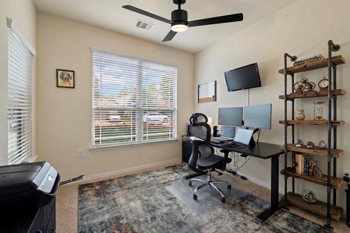 6905 Vail Ridge St, Austin, TX 78744