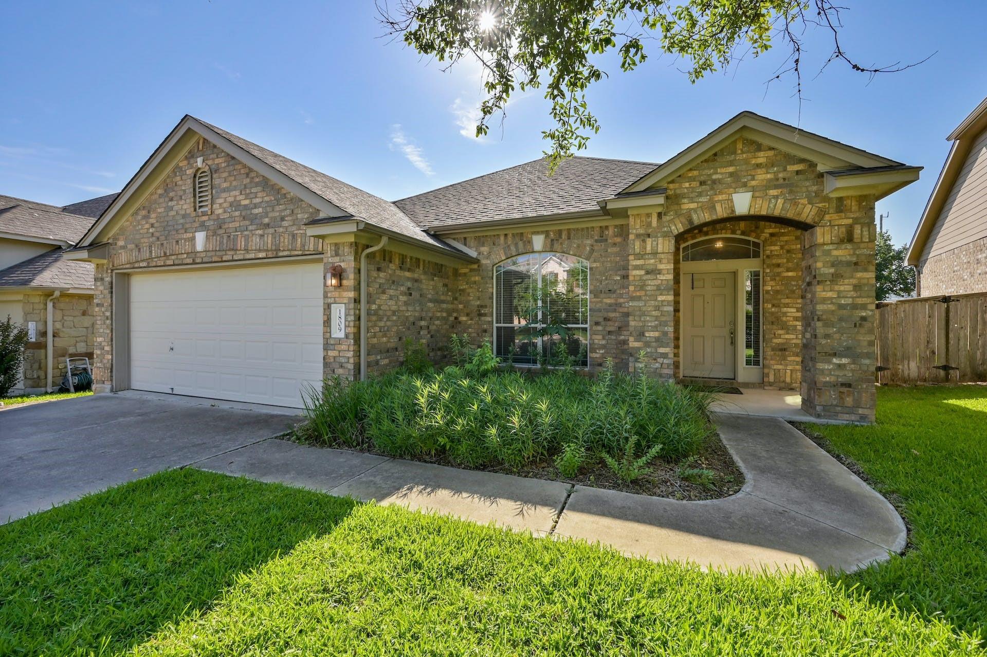 1809 Hidden Springs Path, Round Rock, TX 78665