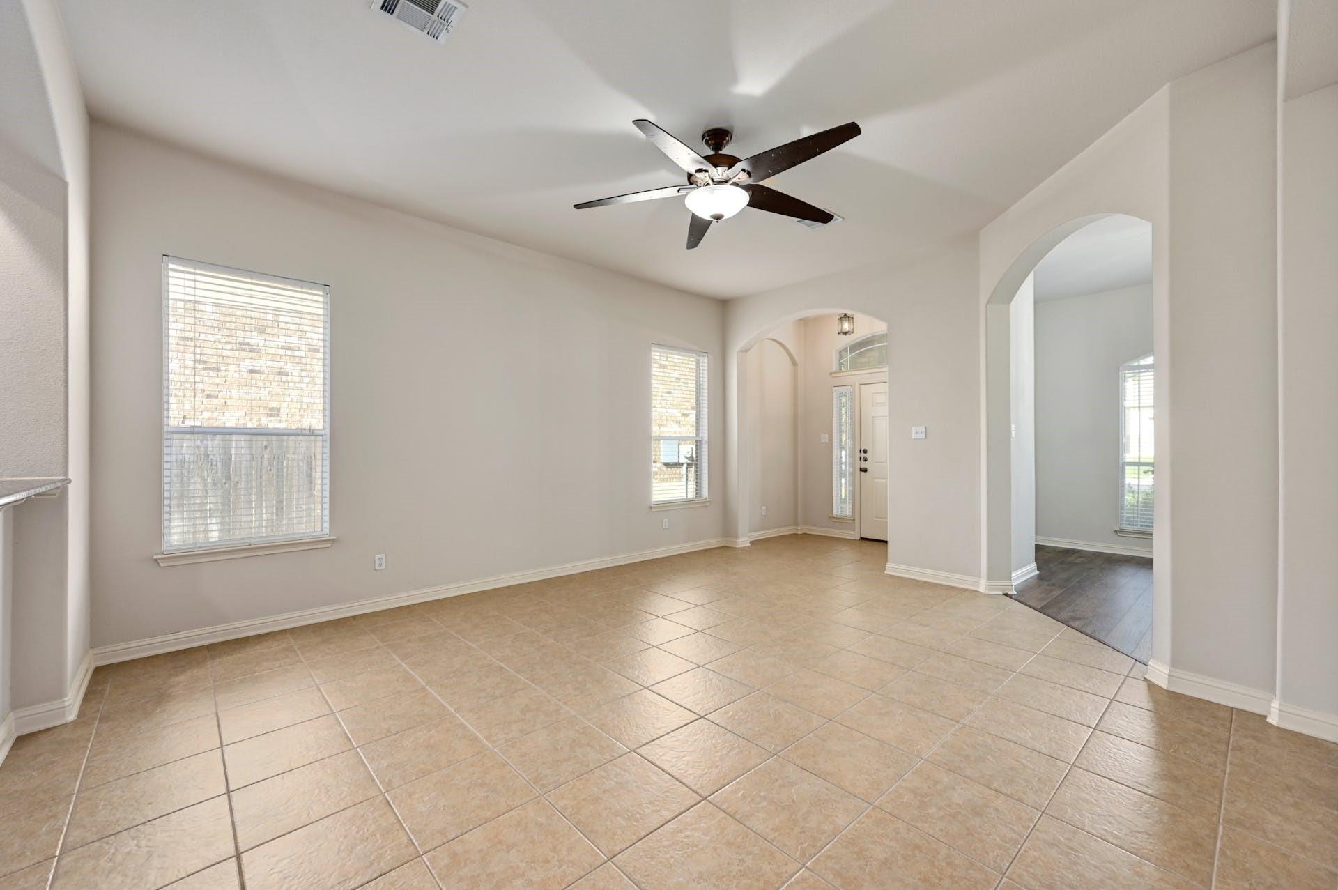 1809 Hidden Springs Path, Round Rock, TX 78665