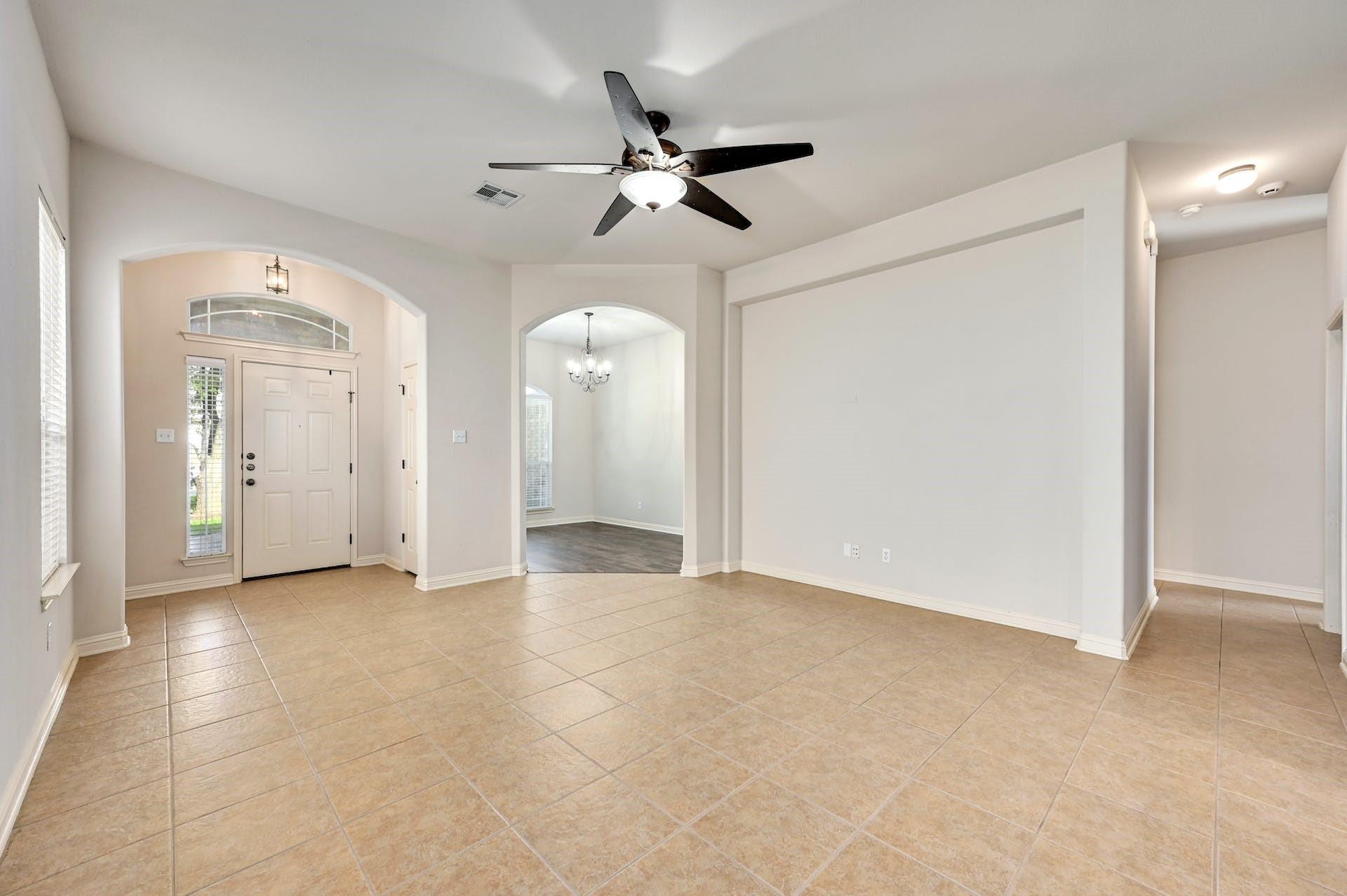 1809 Hidden Springs Path, Round Rock, TX 78665