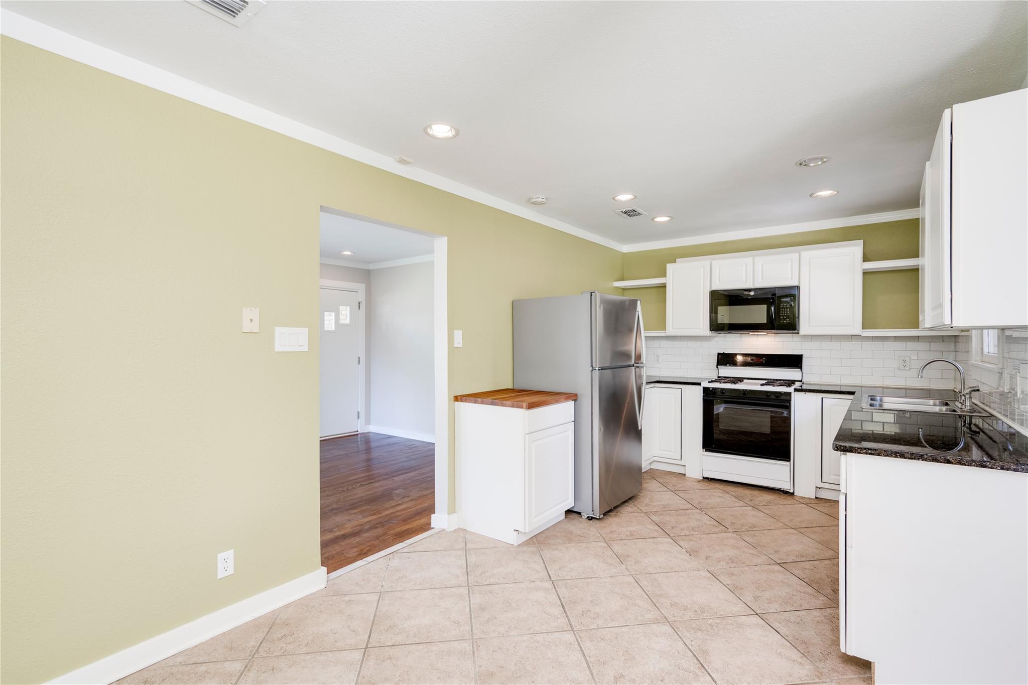 8314 Polar Dr, Austin, TX 78757