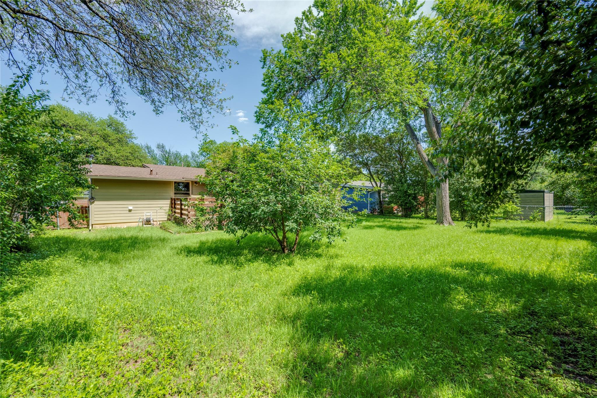 8314 Polar Dr, Austin, TX 78757