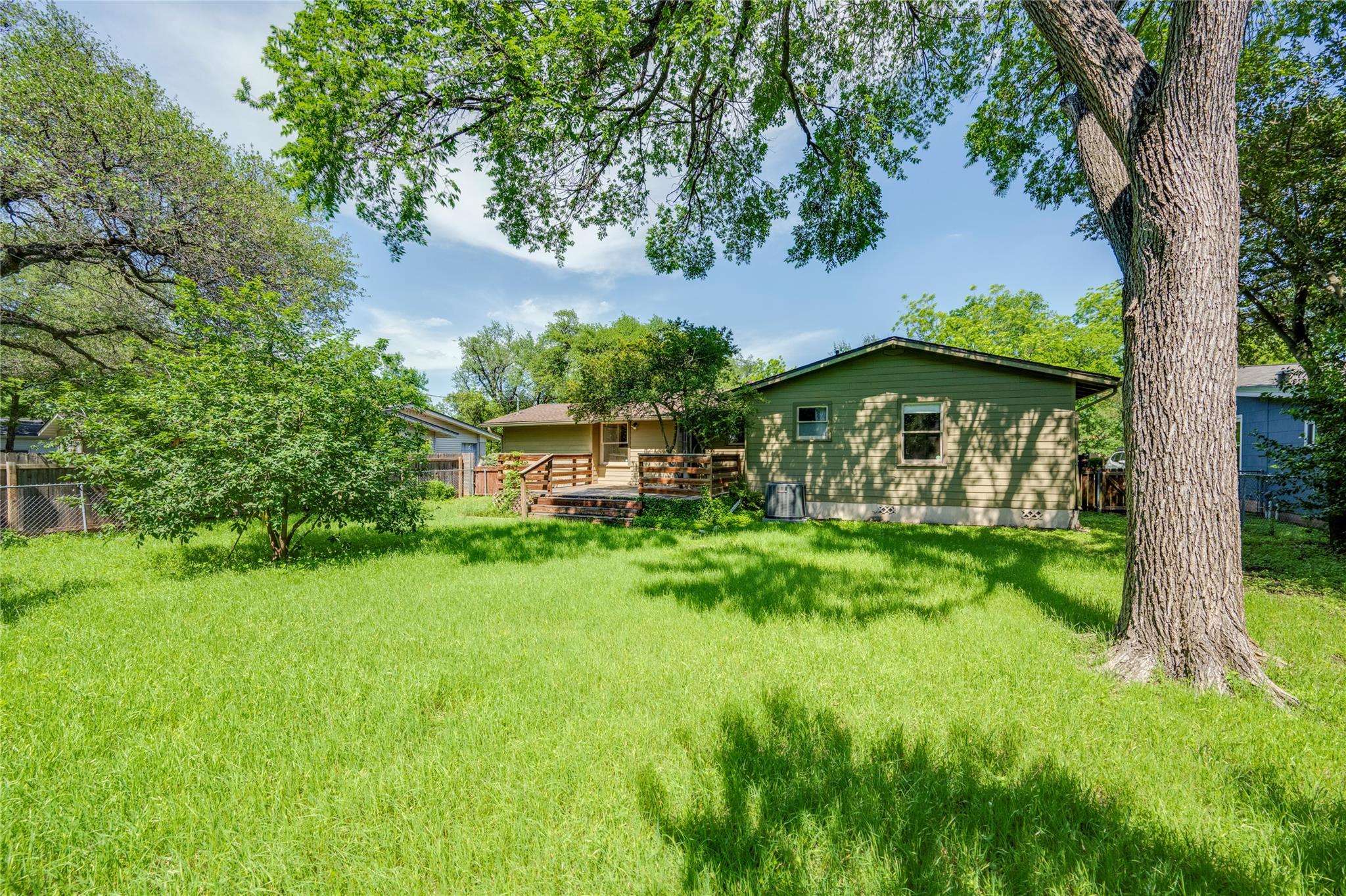 8314 Polar Dr, Austin, TX 78757