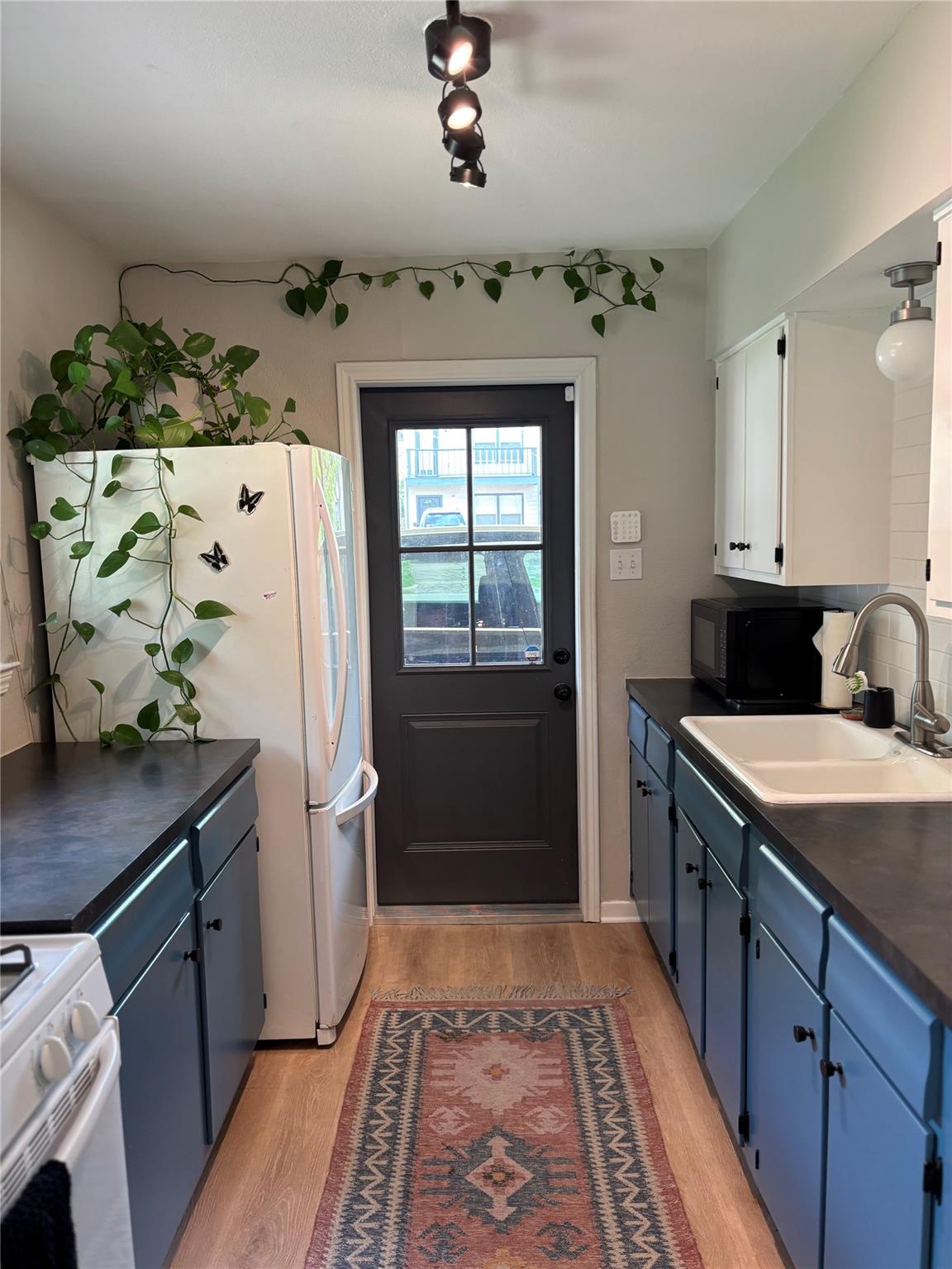 3104 Birdwood Cir, Austin, TX 78704