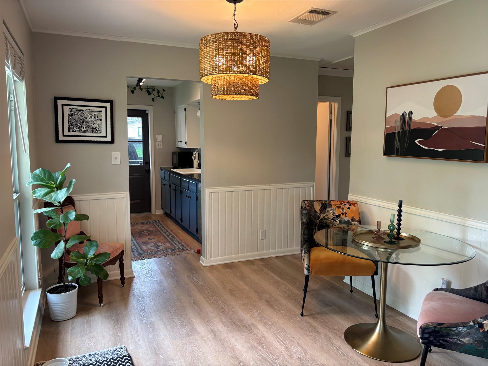 3104 Birdwood Cir, Austin, TX 78704