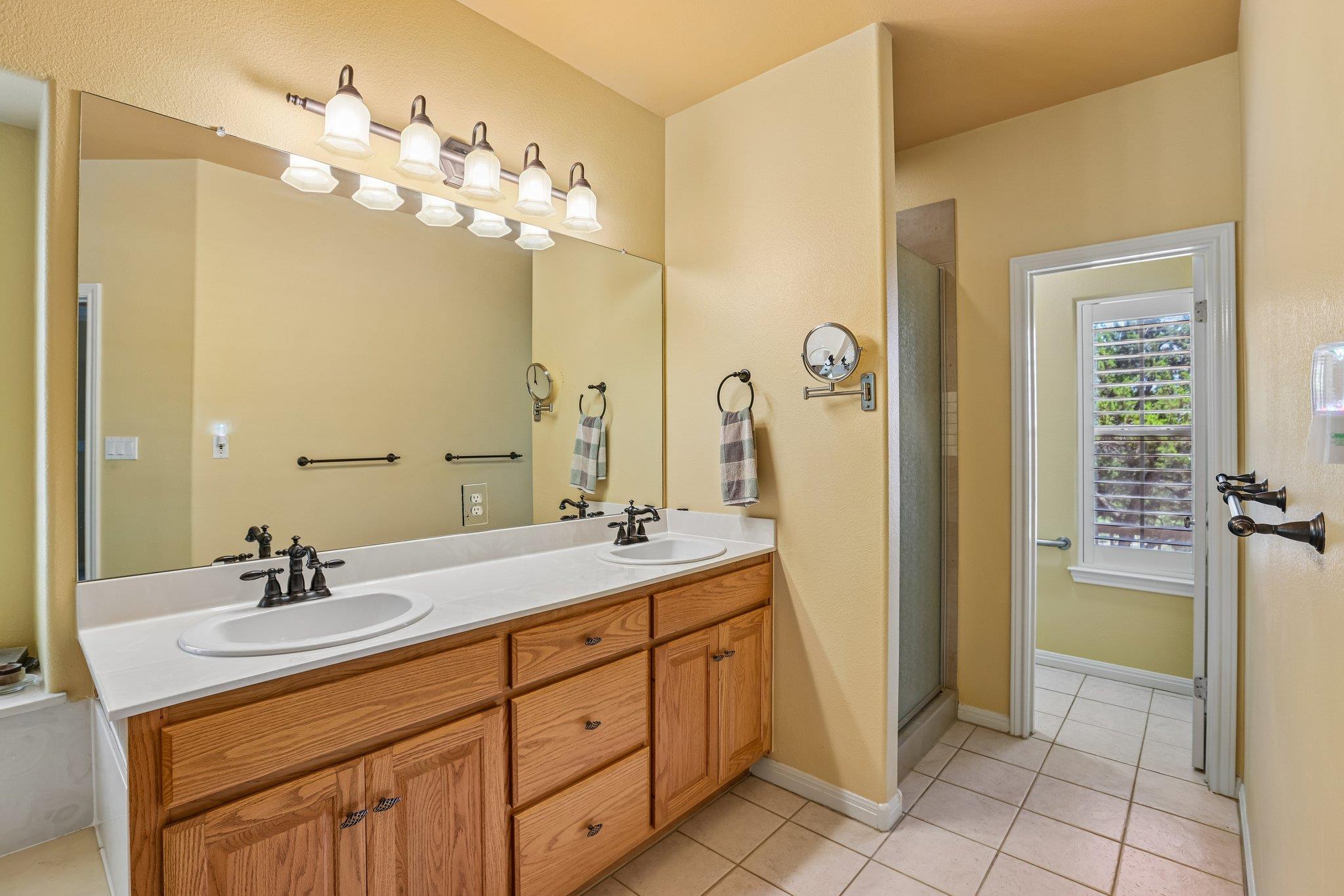 11705 Jess Dr, Austin, TX 78737