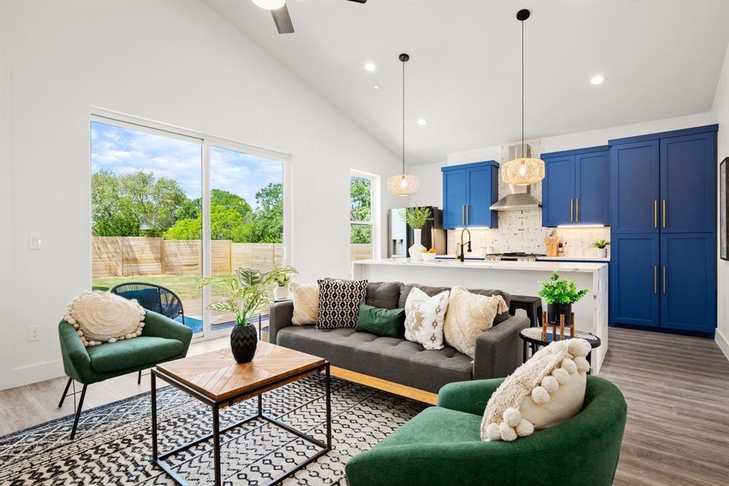 1606 Harvey St # 2, Austin, TX 78702
