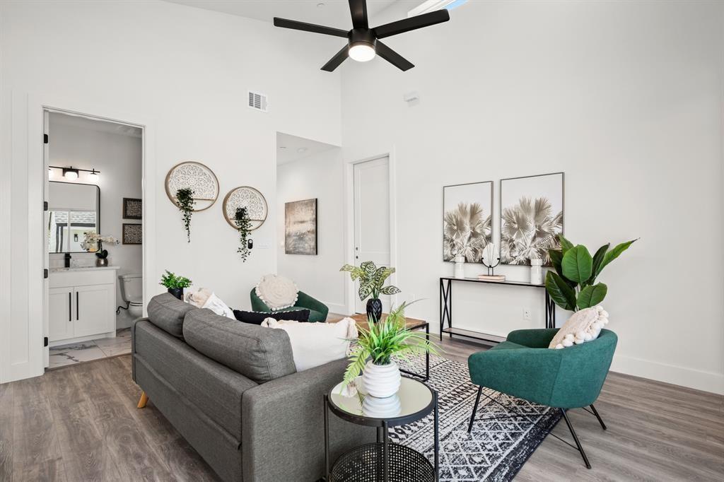 1606 Harvey St # 2, Austin, TX 78702