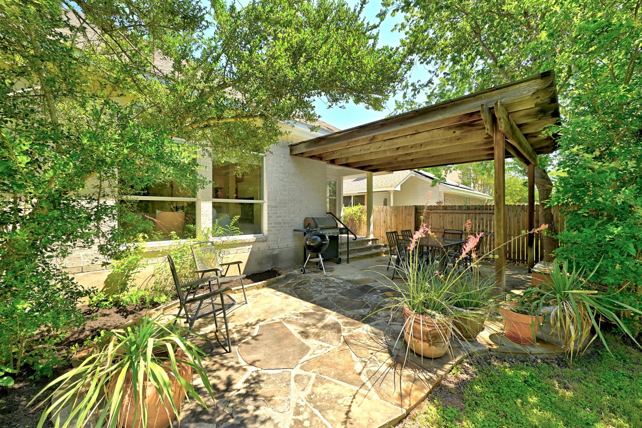 7121 Ridge Oak Rd, Austin, TX 78749