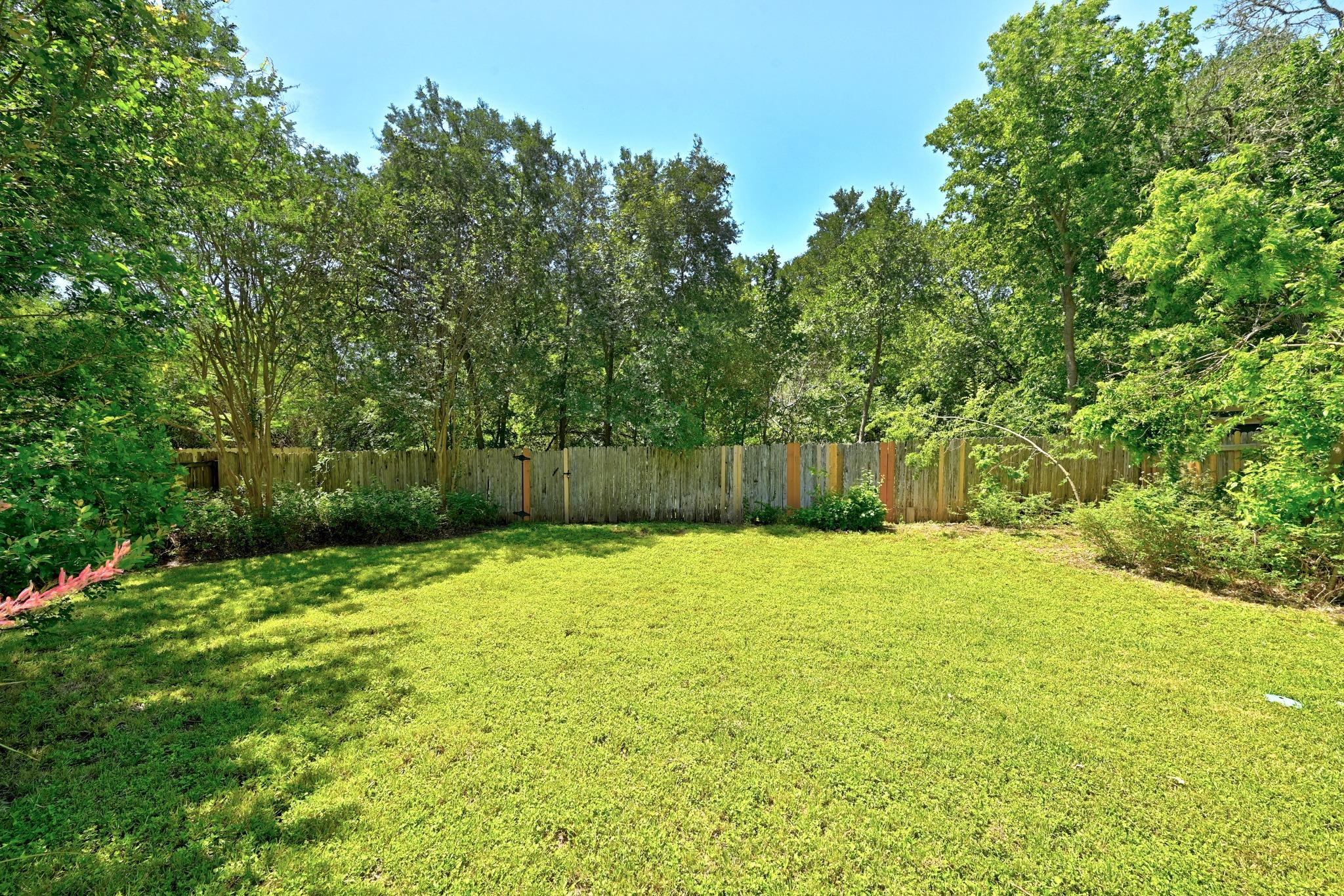 7121 Ridge Oak Rd, Austin, TX 78749