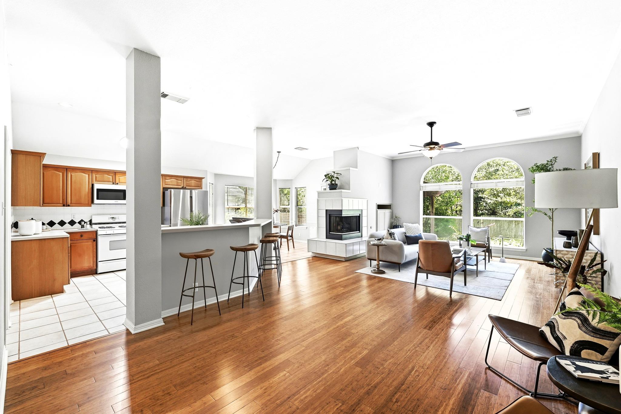 7121 Ridge Oak Rd, Austin, TX 78749