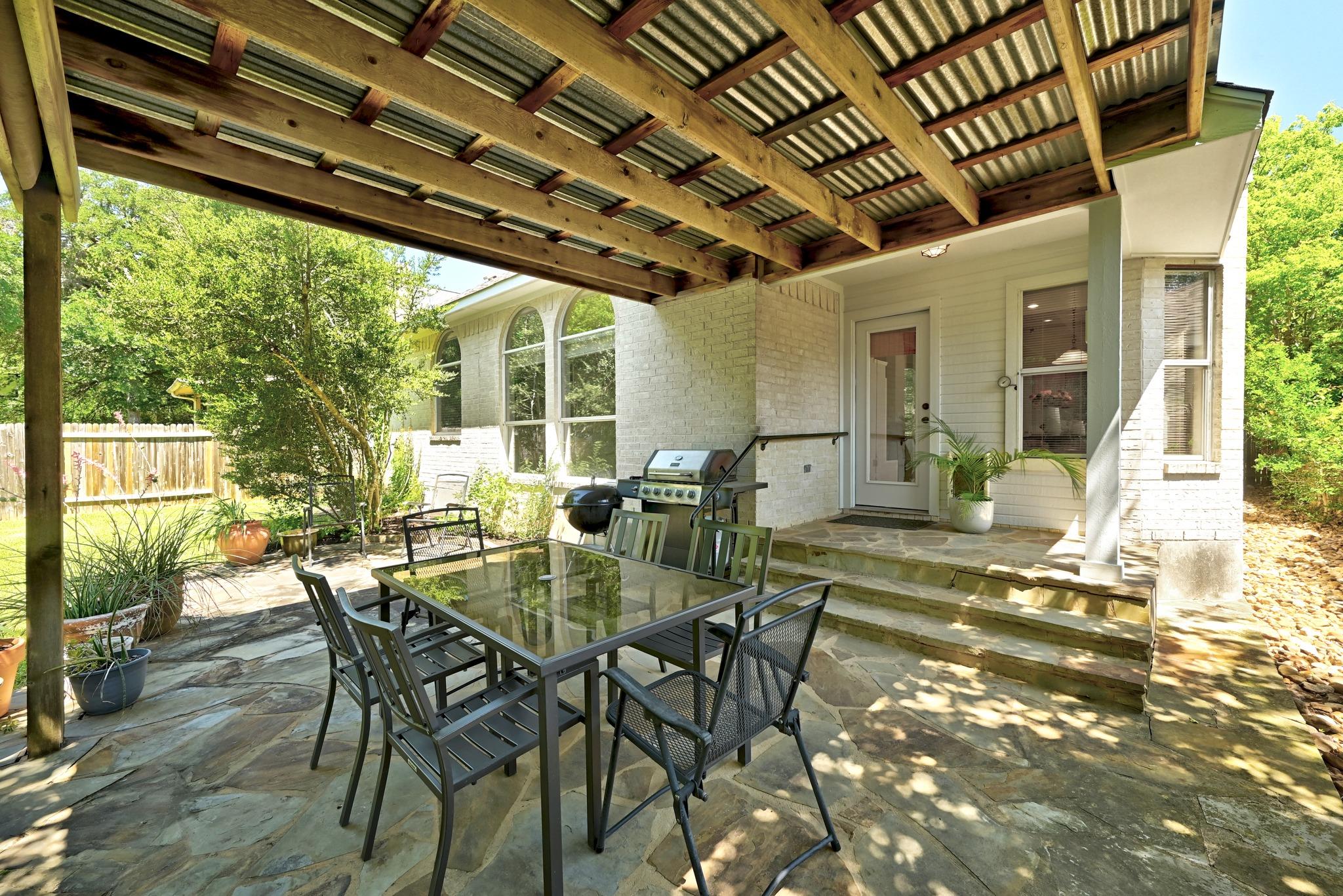 7121 Ridge Oak Rd, Austin, TX 78749