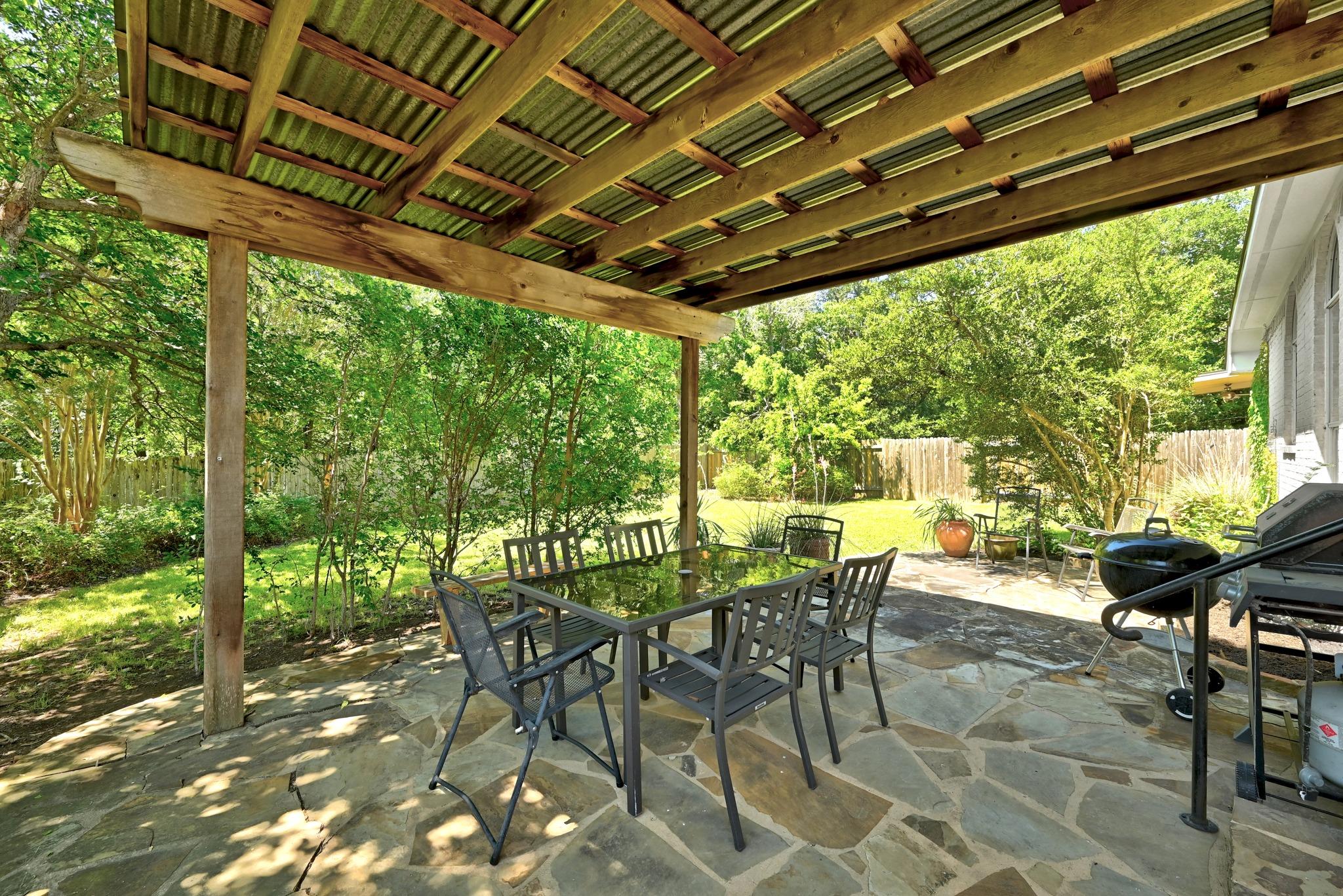 7121 Ridge Oak Rd, Austin, TX 78749