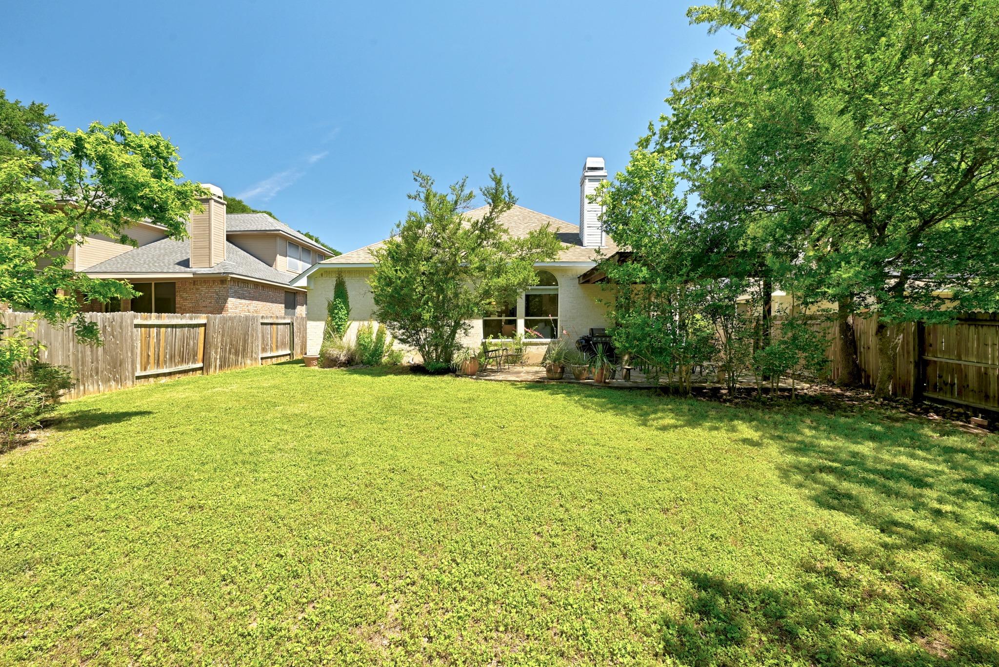 7121 Ridge Oak Rd, Austin, TX 78749