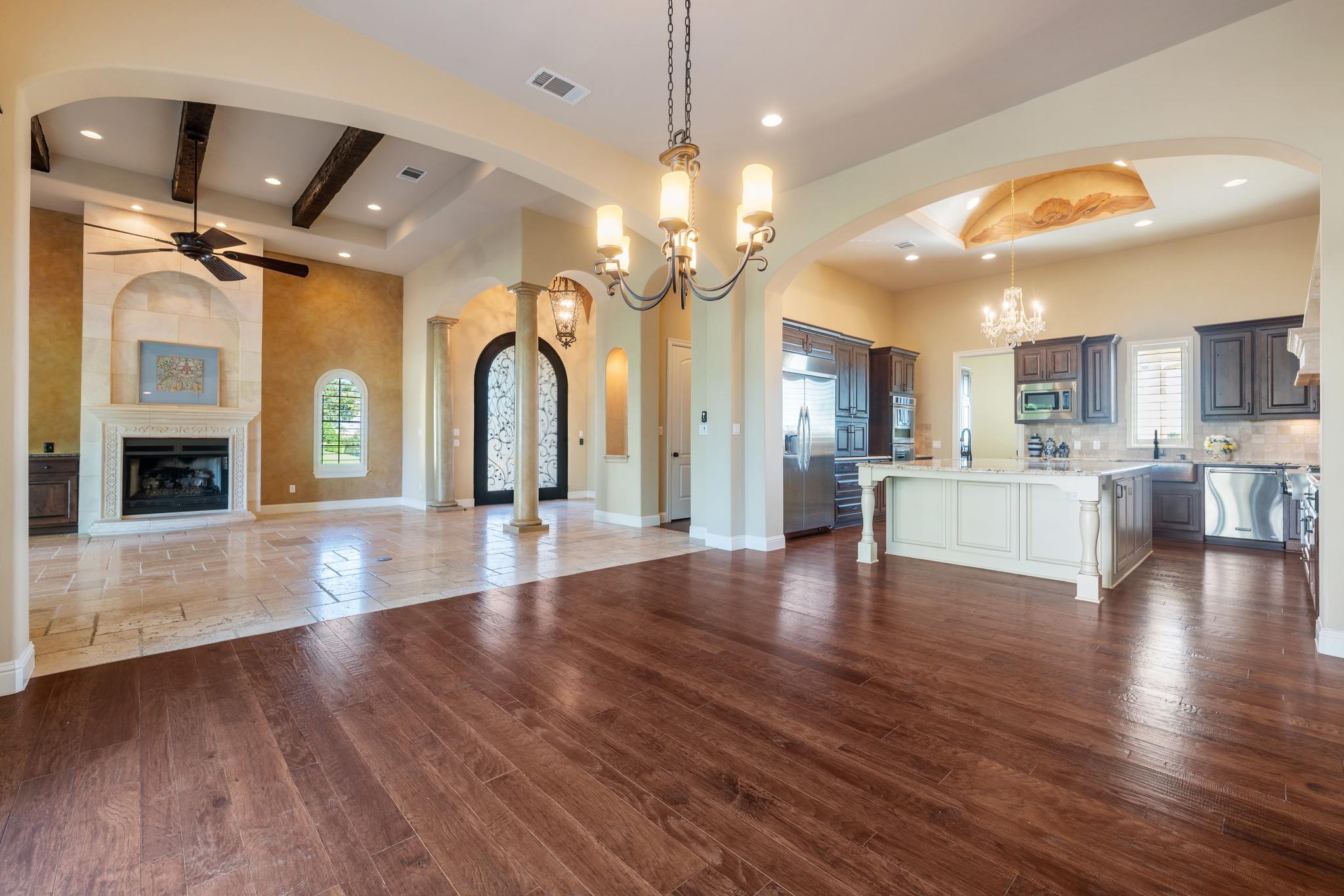 224 Neville Wood Ct, Austin, TX 78738