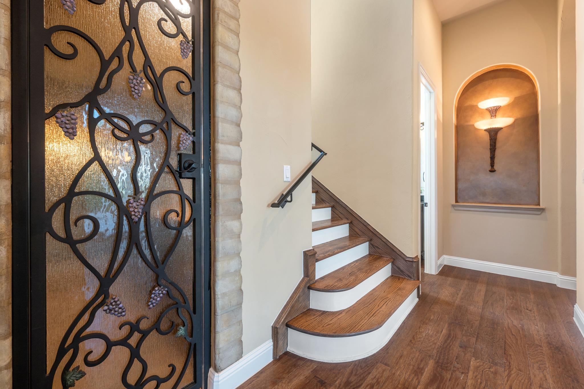 224 Neville Wood Ct, Austin, TX 78738