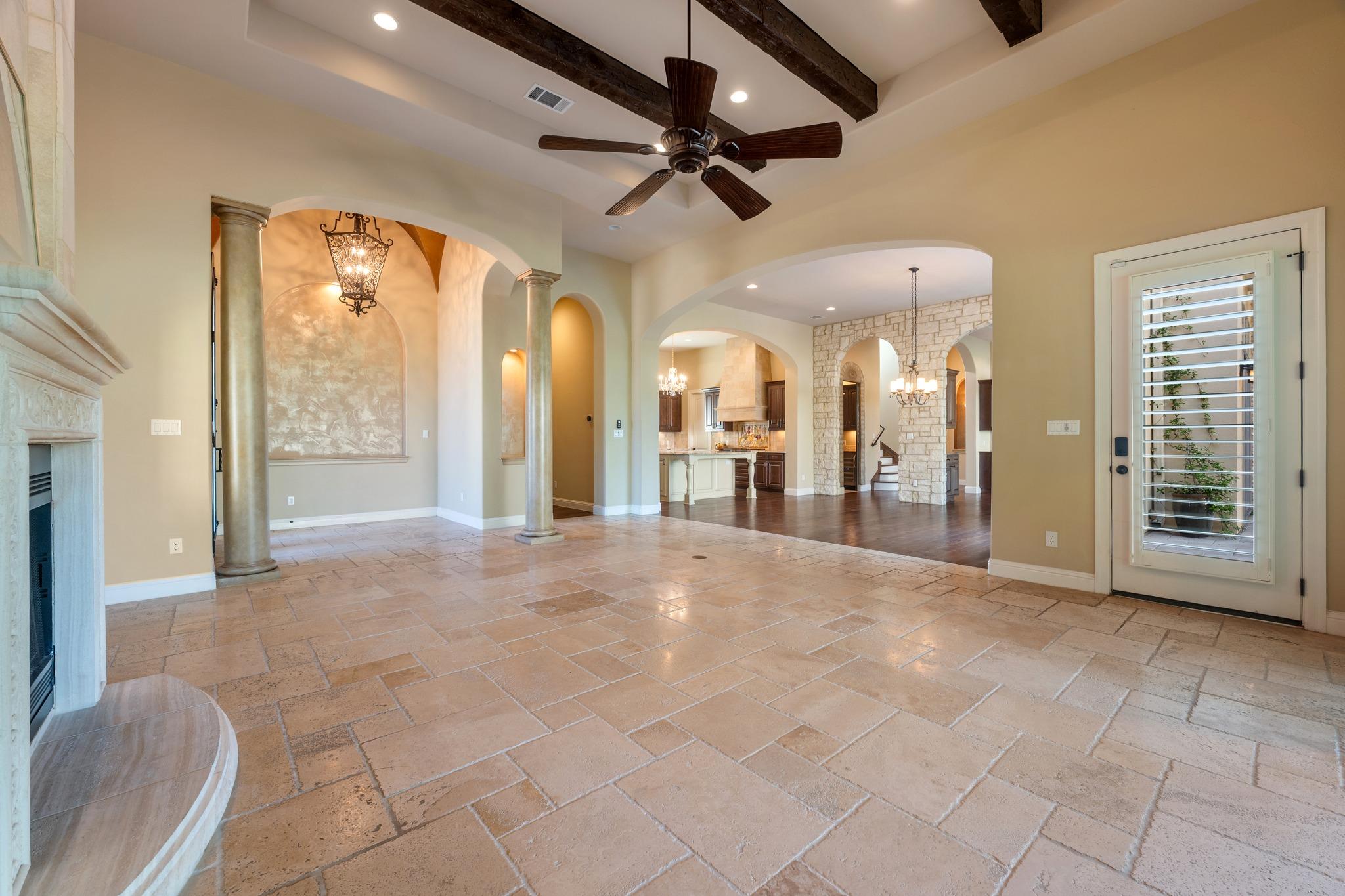 224 Neville Wood Ct, Austin, TX 78738