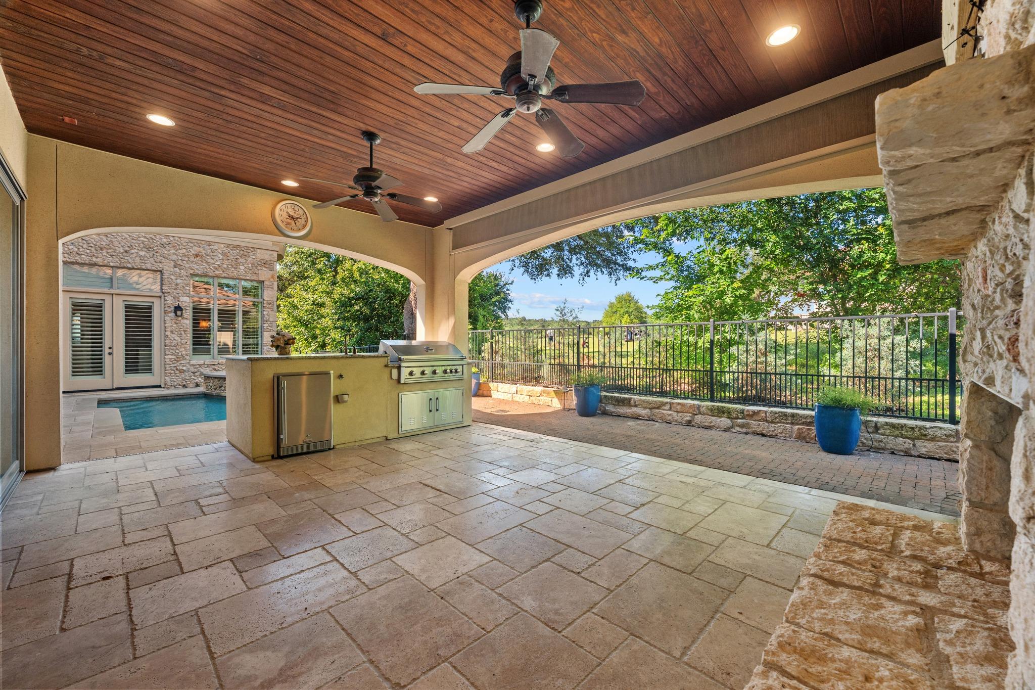 224 Neville Wood Ct, Austin, TX 78738