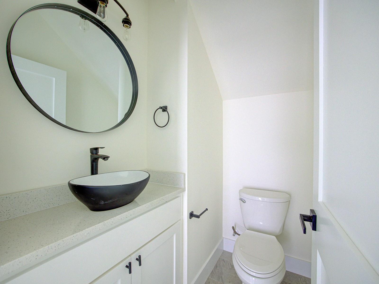 2005 Uphill Ln # A, Austin, TX 78741
