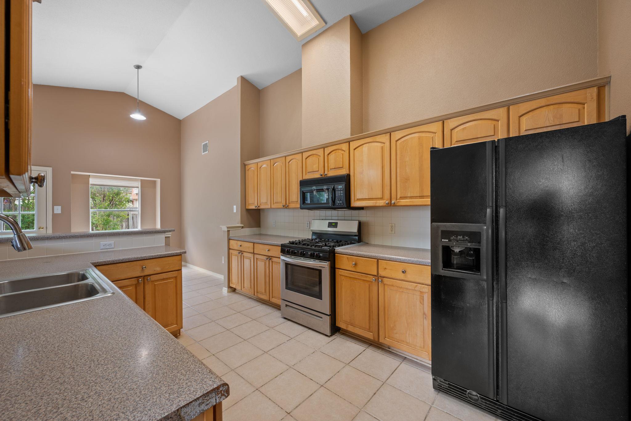 517 Paso Fino Trl, Cedar Park, TX 78613