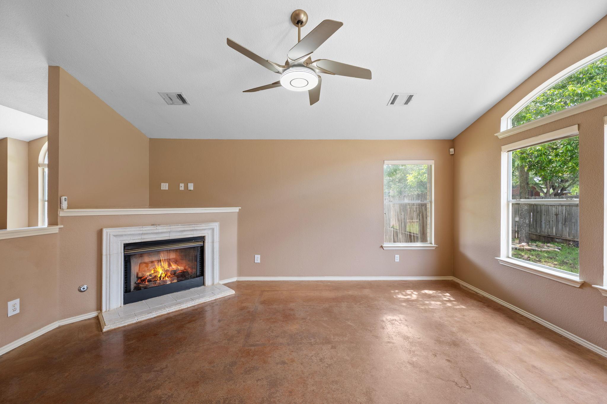 517 Paso Fino Trl, Cedar Park, TX 78613