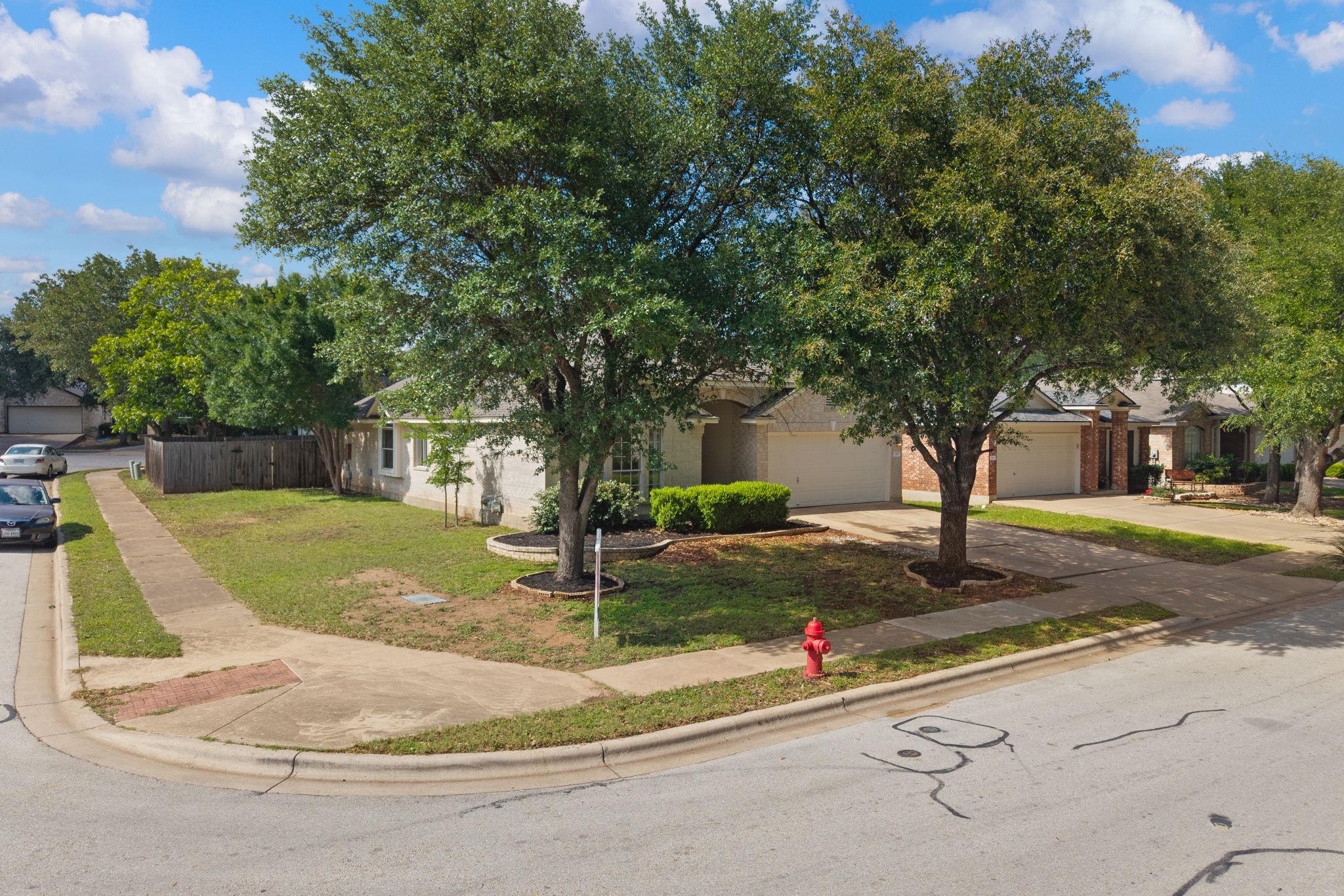 517 Paso Fino Trl, Cedar Park, TX 78613
