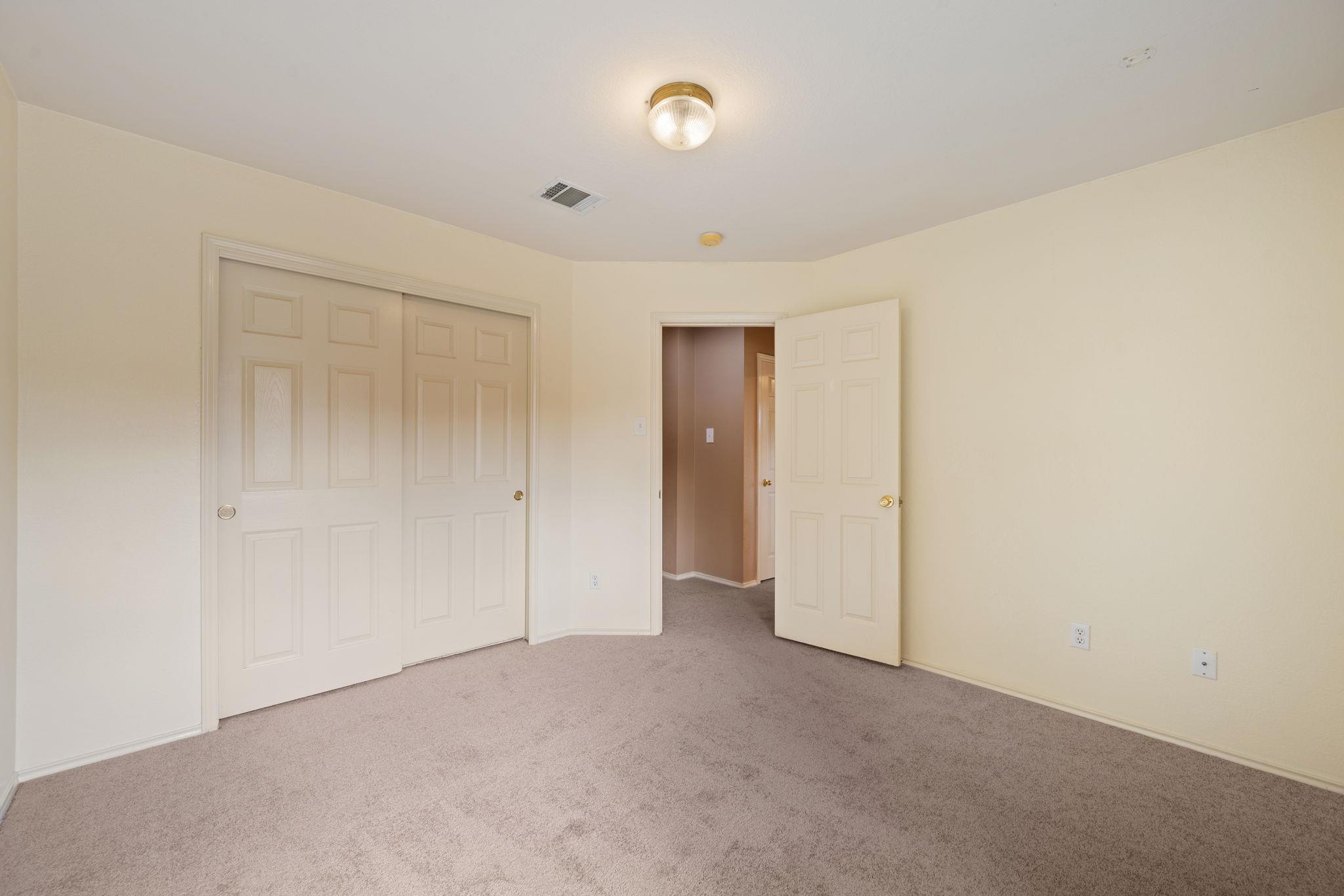 517 Paso Fino Trl, Cedar Park, TX 78613