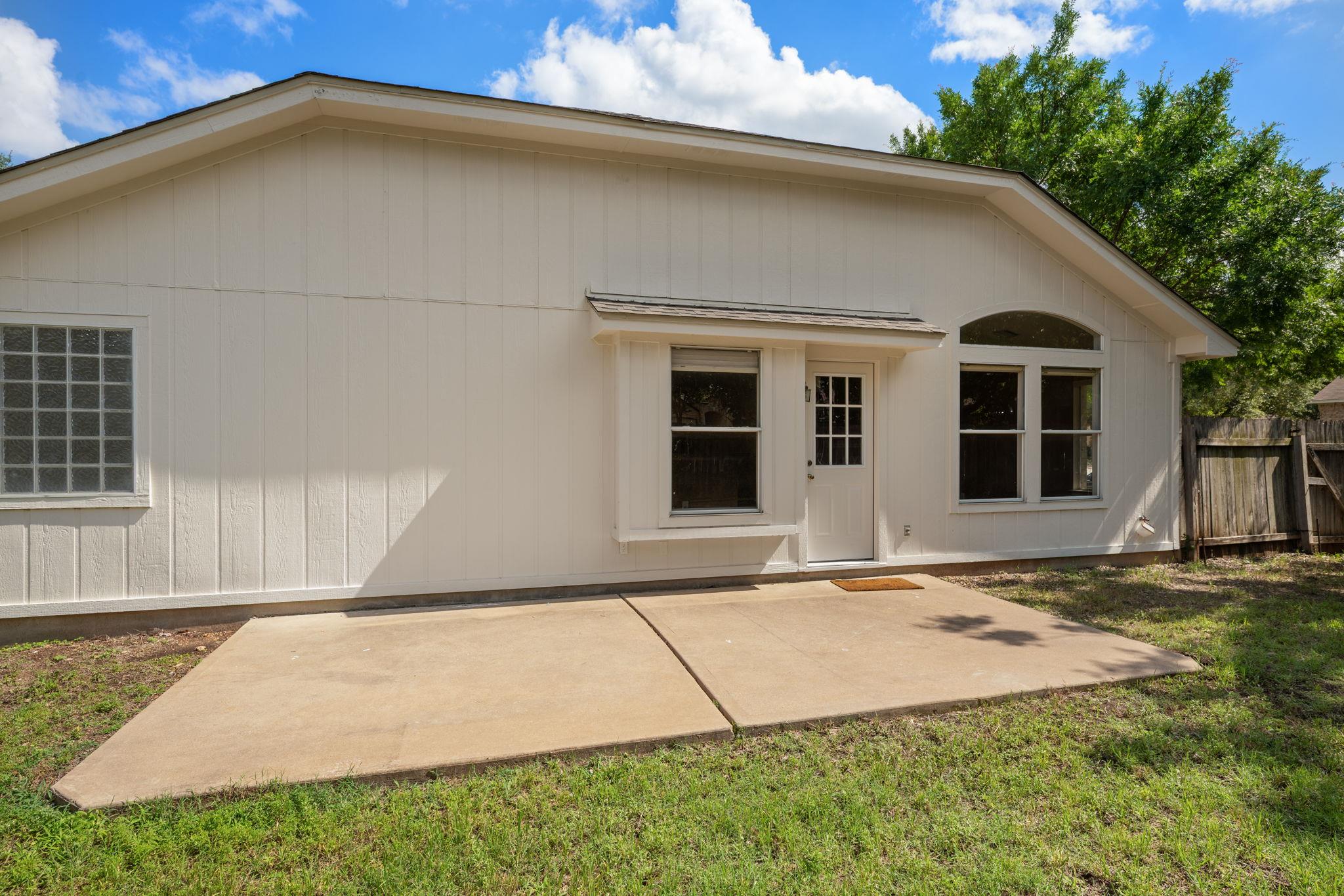 517 Paso Fino Trl, Cedar Park, TX 78613