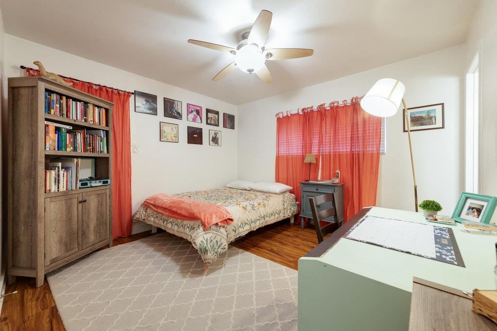 304 E 34th St, Austin, TX 78705